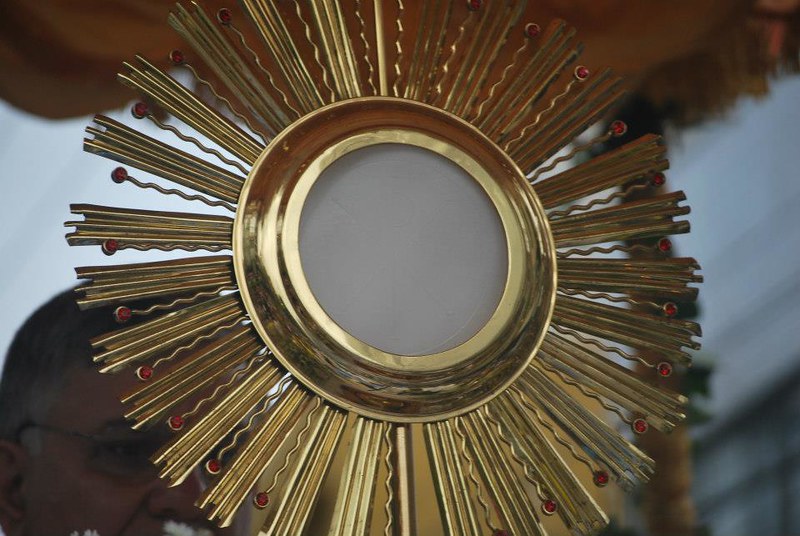 São Gonçalo celebra Corpus Christi com fé e ação solidária