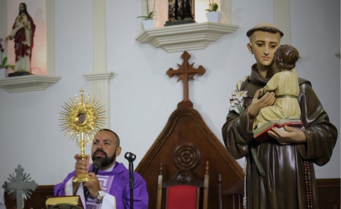 100 anos de história: Paróquia de Santo Antônio realiza festa especial do Padroeiro