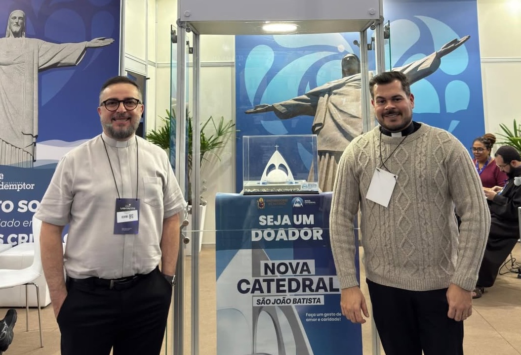 Padre Carmine: “Esperamos agora levantar a grande cúpula da Catedral”